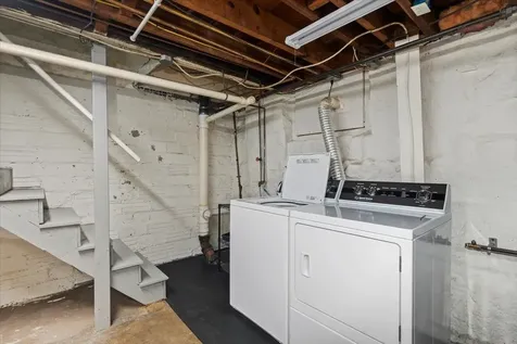 3 Perry Avenue Nashua NH 03060