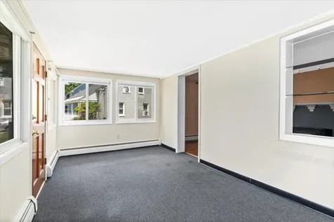 3 Perry Avenue Nashua NH 03060