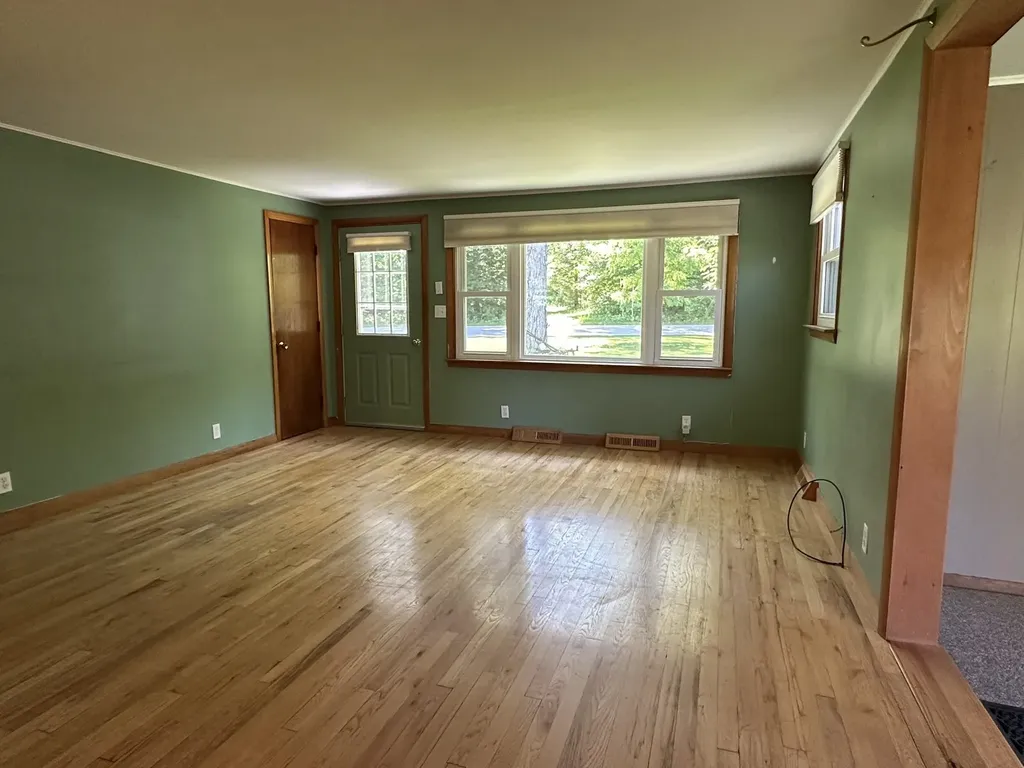 1923 Drake Road Castleton VT 05732