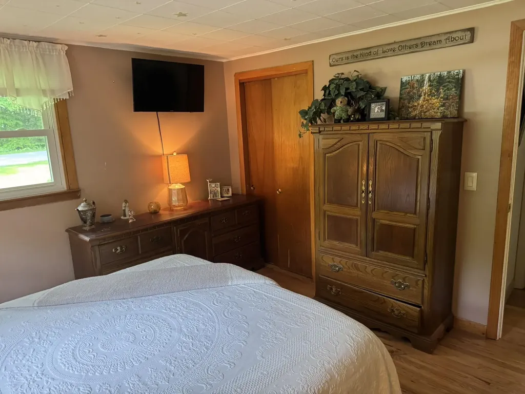 1923 Drake Road Castleton VT 05732