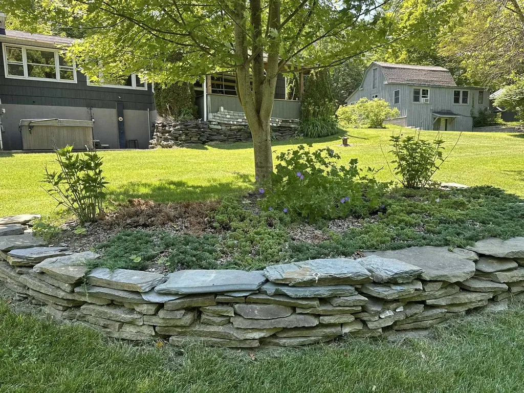 1923 Drake Road Castleton VT 05732