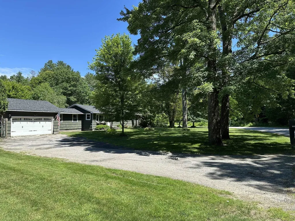 1923 Drake Road Castleton VT 05732