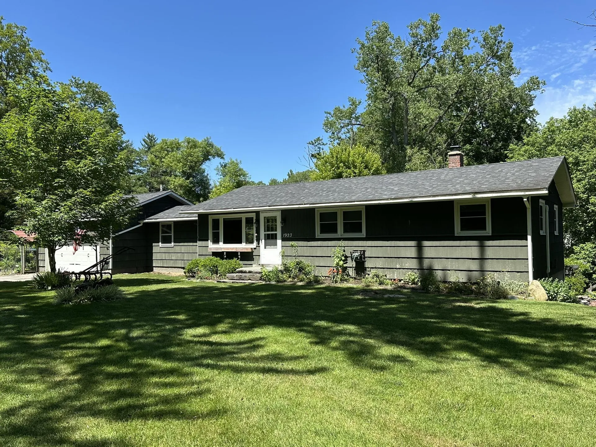 1923 Drake Road Castleton VT 05732