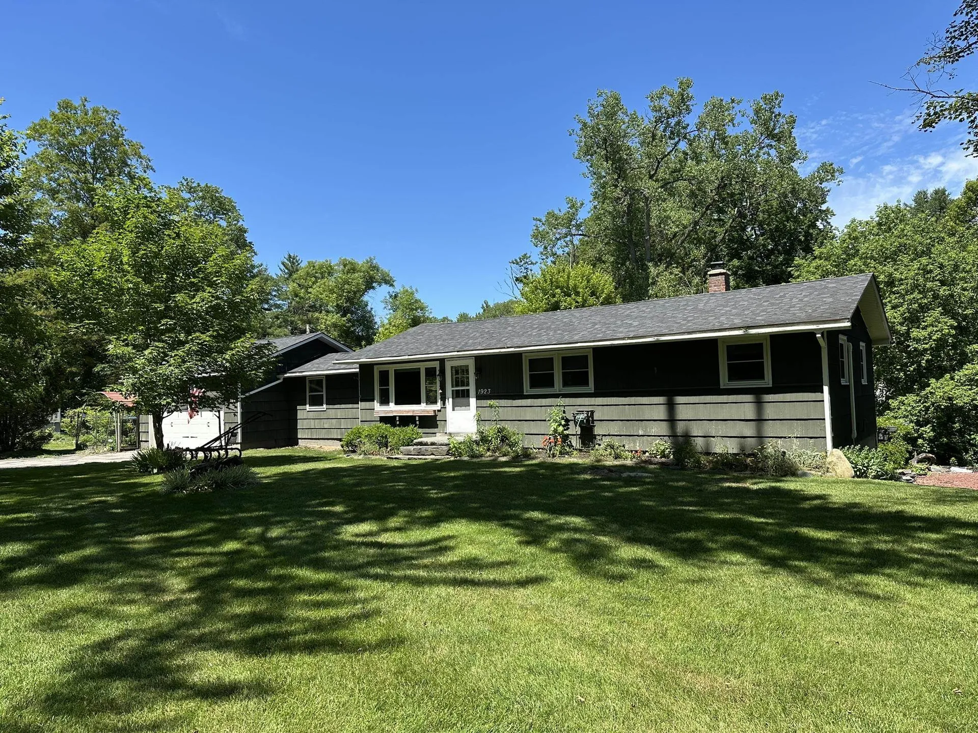 1923 Drake Road Castleton VT 05732