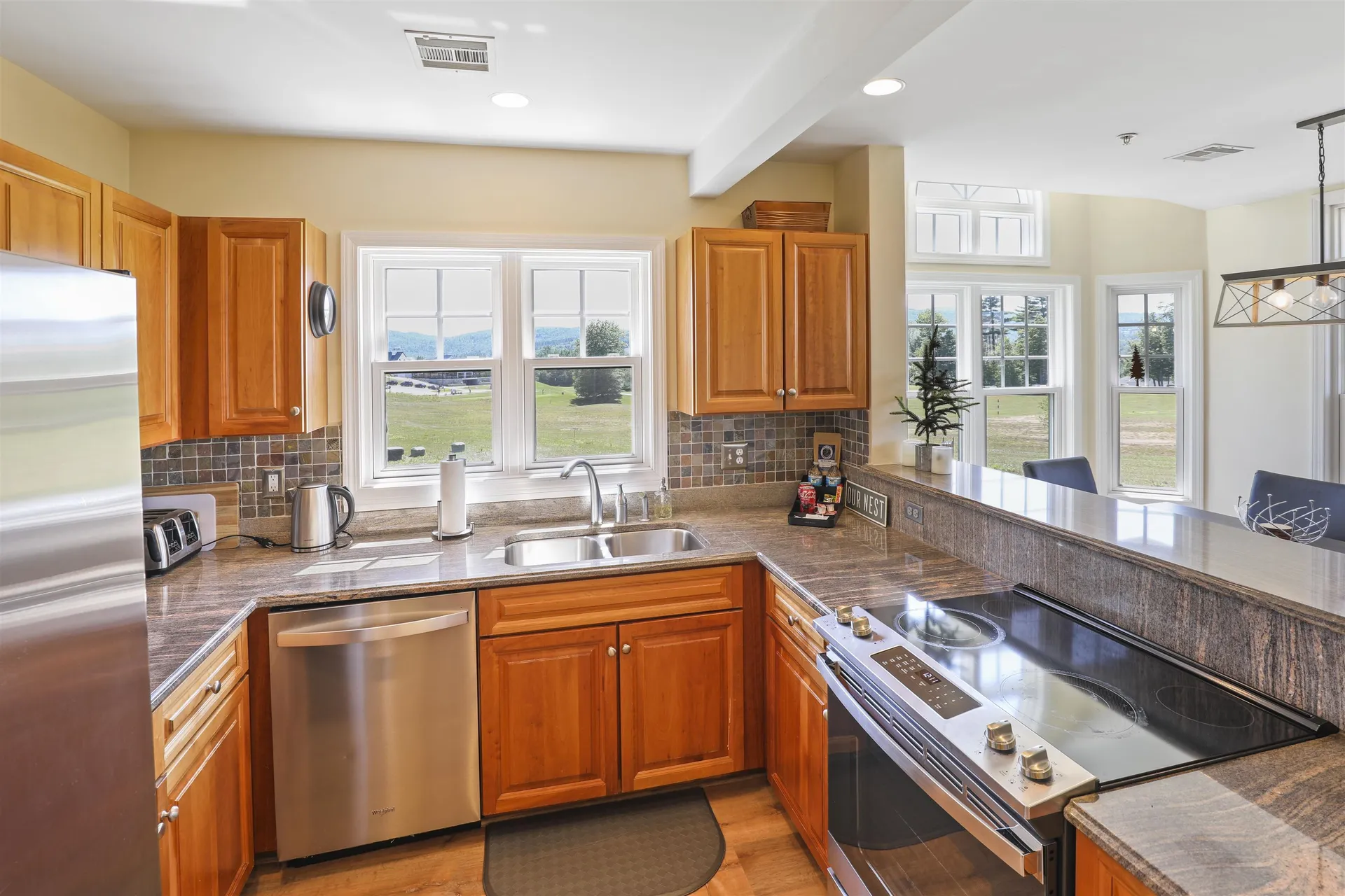 55 Lafayette Road Thornton NH 03285