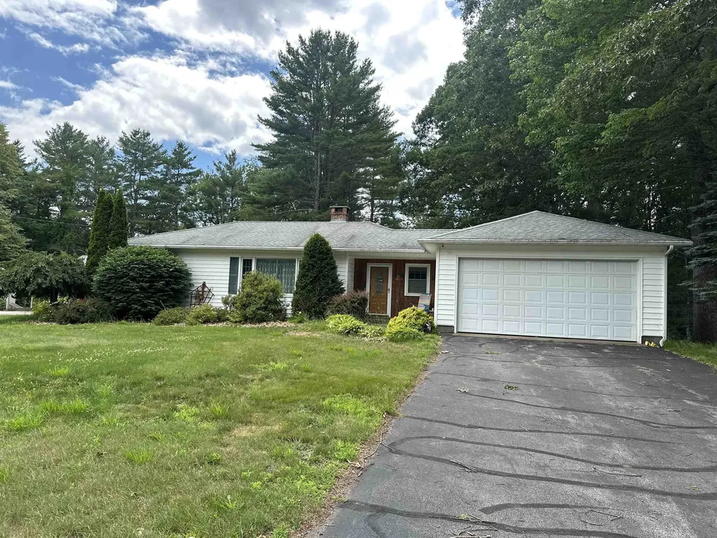 51 Crest Drive Somersworth NH 03878