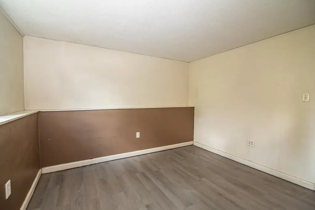 21 Elm Street Epping NH 03042