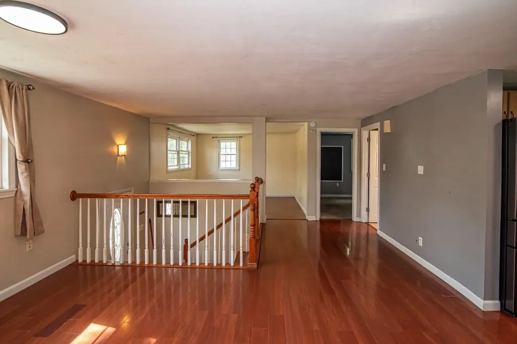 21 Elm Street Epping NH 03042