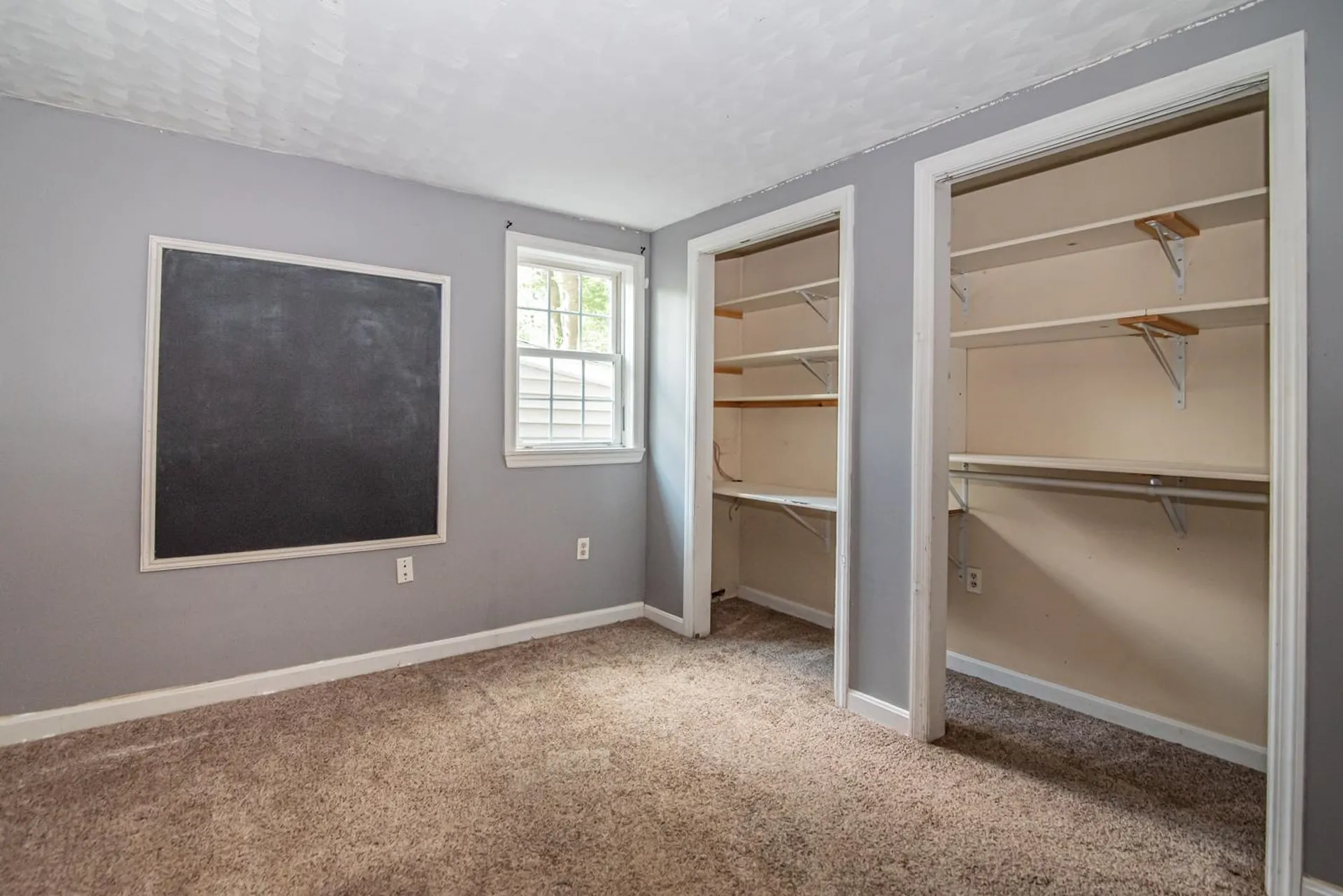 21 Elm Street Epping NH 03042