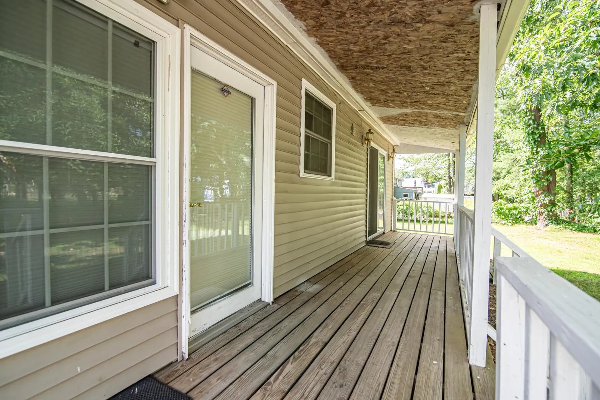 21 Elm Street Epping NH 03042
