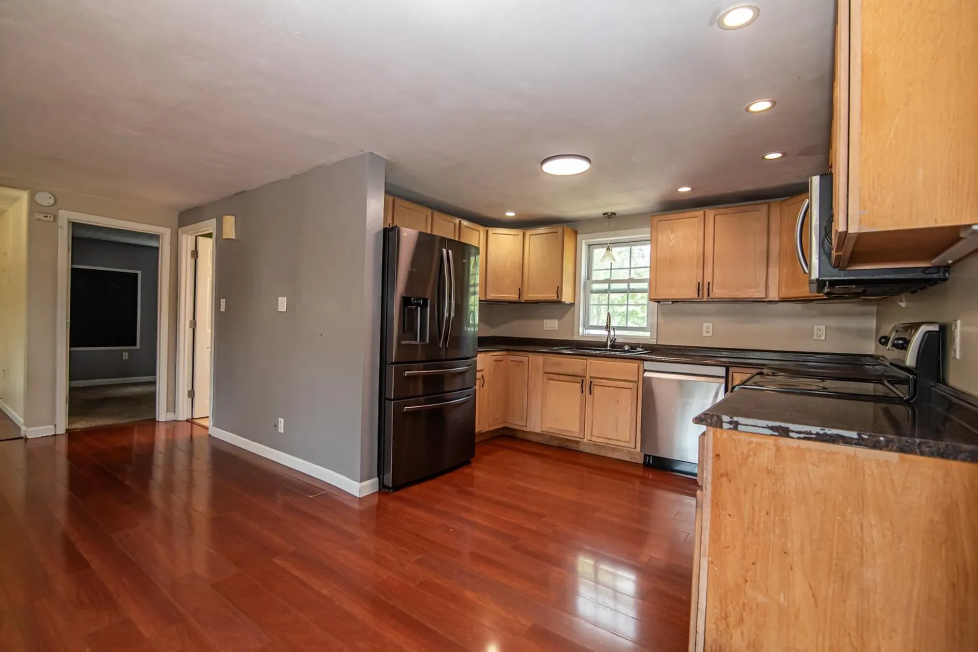 21 Elm Street Epping NH 03042