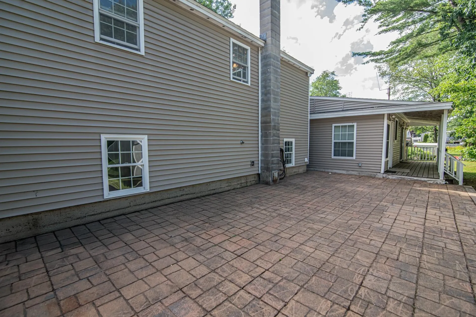 21 Elm Street Epping NH 03042