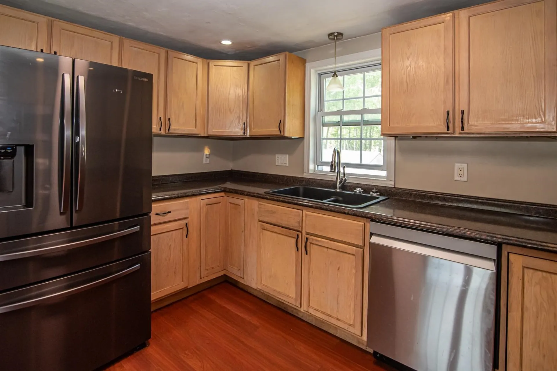 21 Elm Street Epping NH 03042