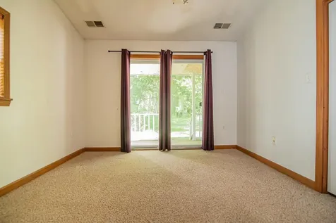 21 Elm Street Epping NH 03042