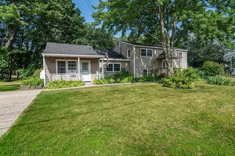 21 Elm Street Epping NH 03042