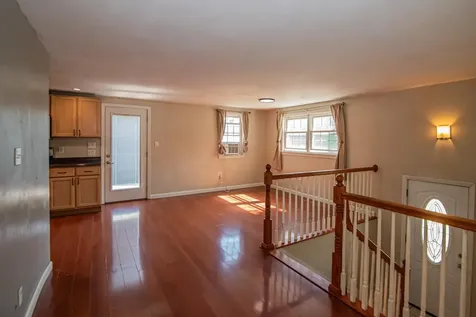 21 Elm Street Epping NH 03042