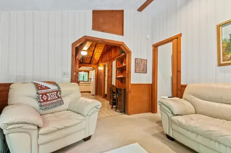 38 Range Road Holderness NH 03245