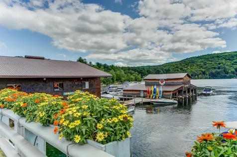 38 Range Road Holderness NH 03245