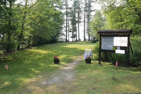 38 Range Road Holderness NH 03245