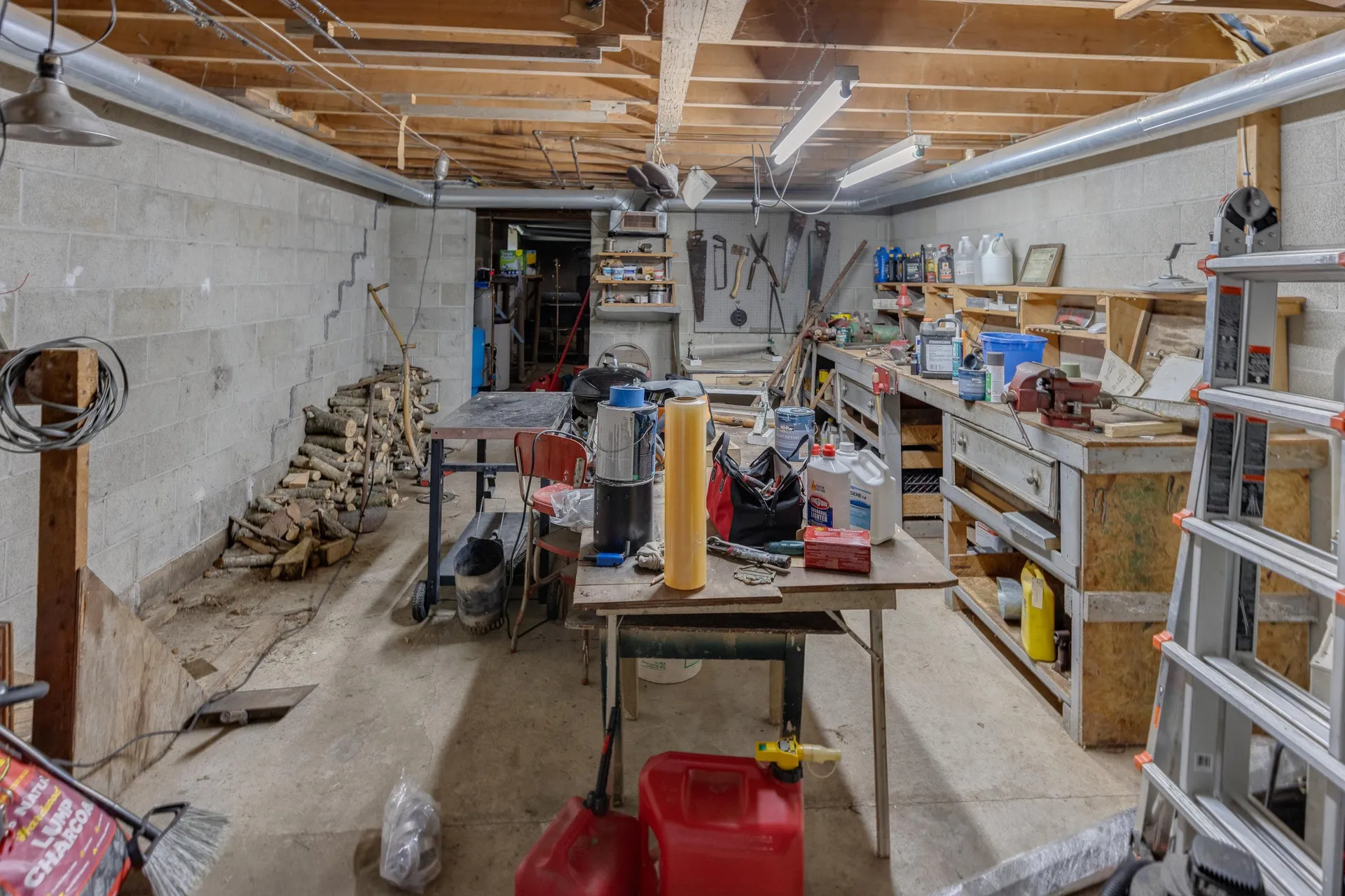 28 Miles Road Benton NH 03785