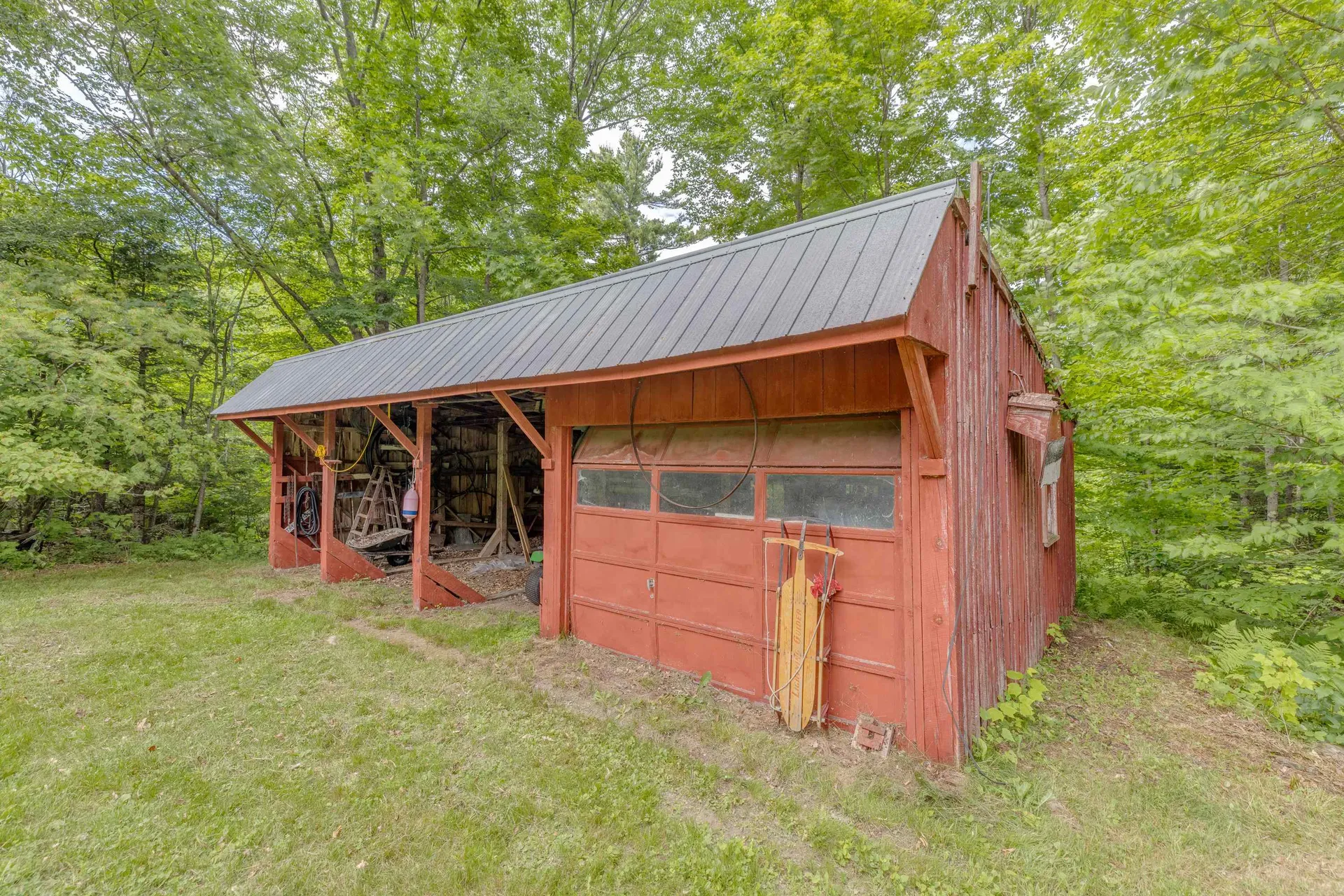 28 Miles Road Benton NH 03785