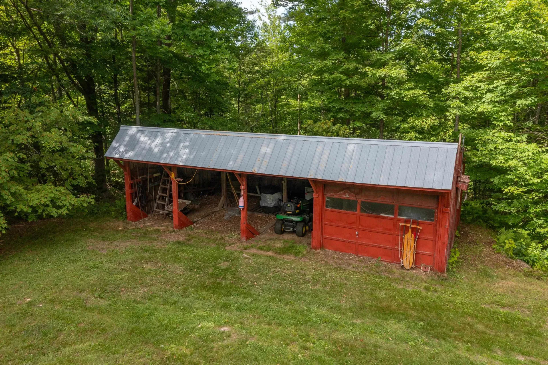 28 Miles Road Benton NH 03785