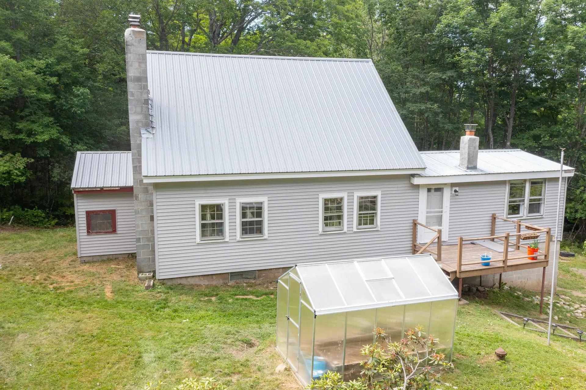 28 Miles Road Benton NH 03785