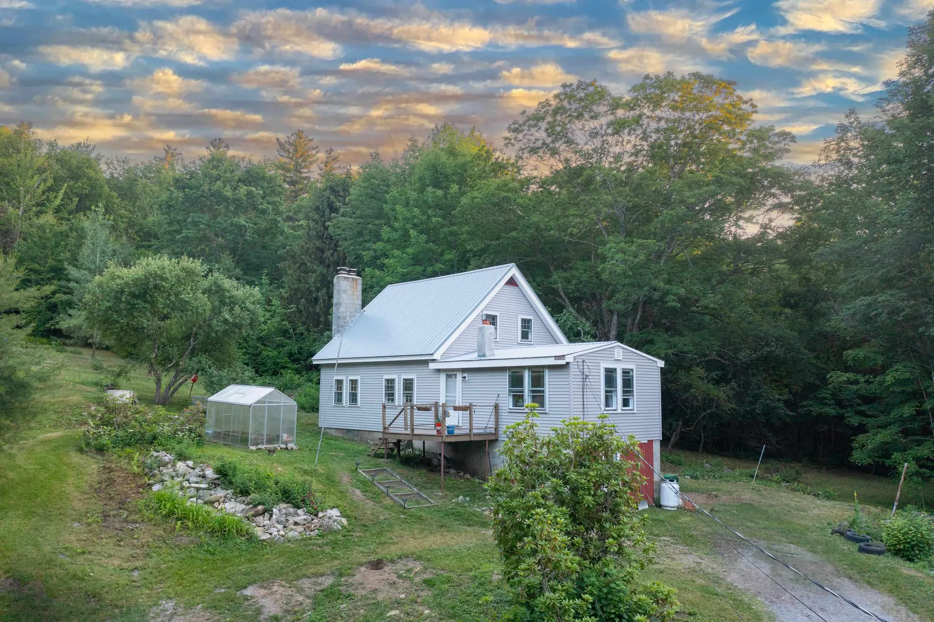 28 Miles Road Benton NH 03785