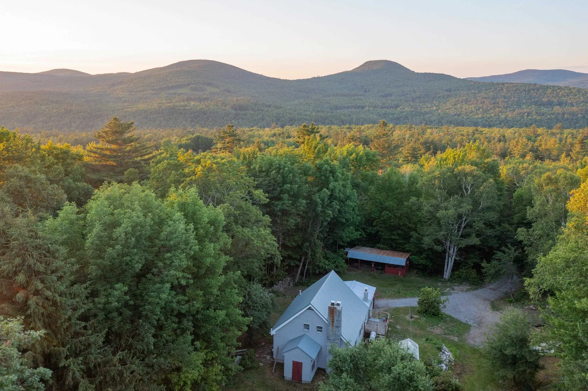 28 Miles Road Benton NH 03785