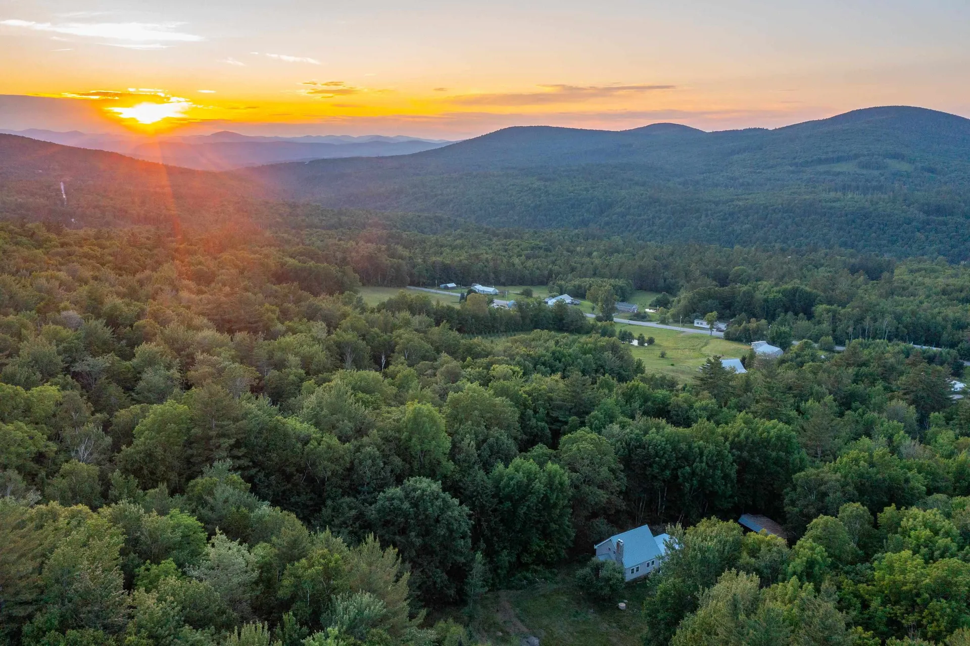 28 Miles Road Benton NH 03785