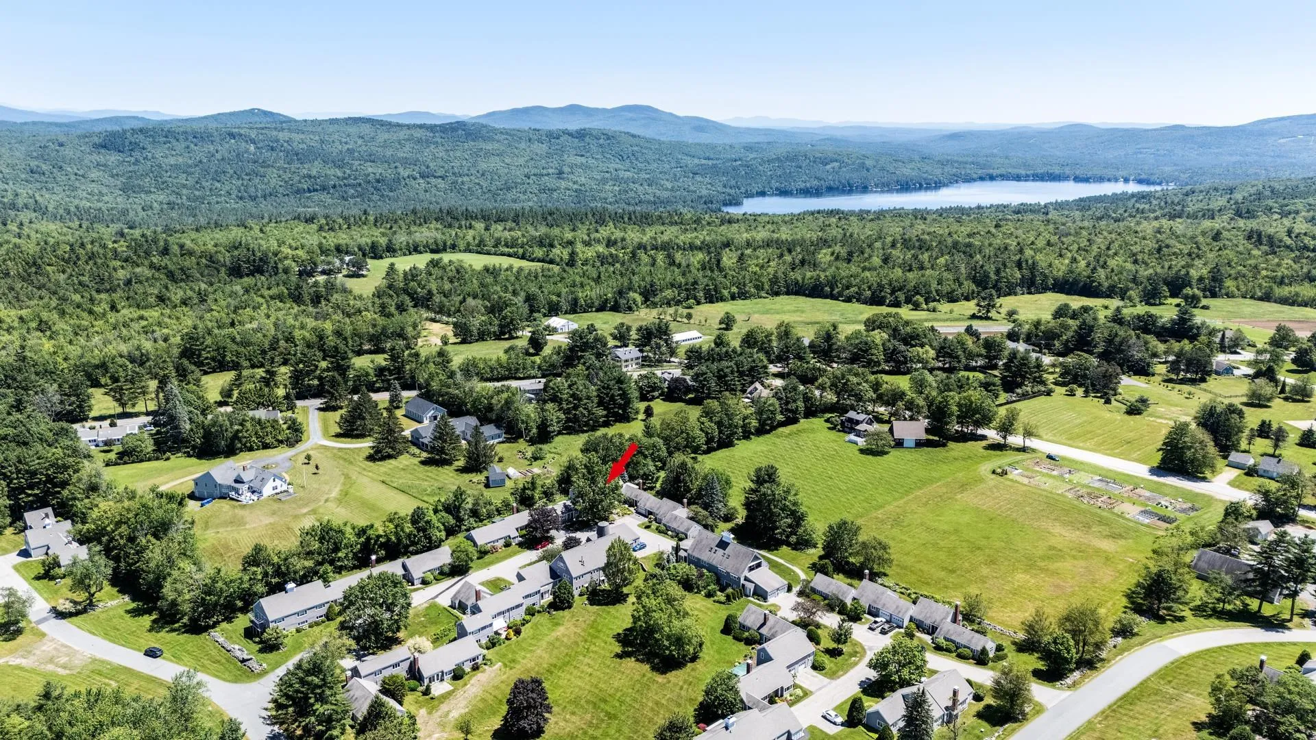 39 Hilltop Place New London NH 03257