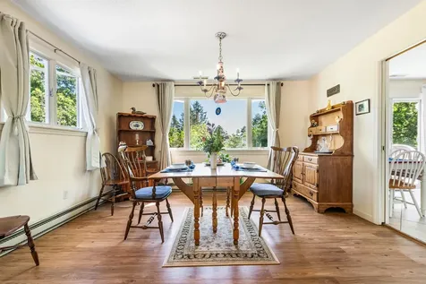 39 Hilltop Place New London NH 03257