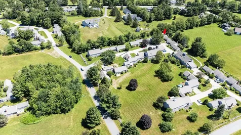 39 Hilltop Place New London NH 03257