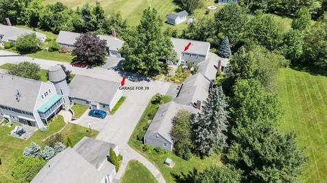 39 Hilltop Place New London NH 03257