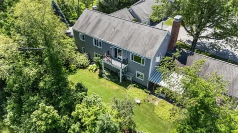 39 Hilltop Place New London NH 03257