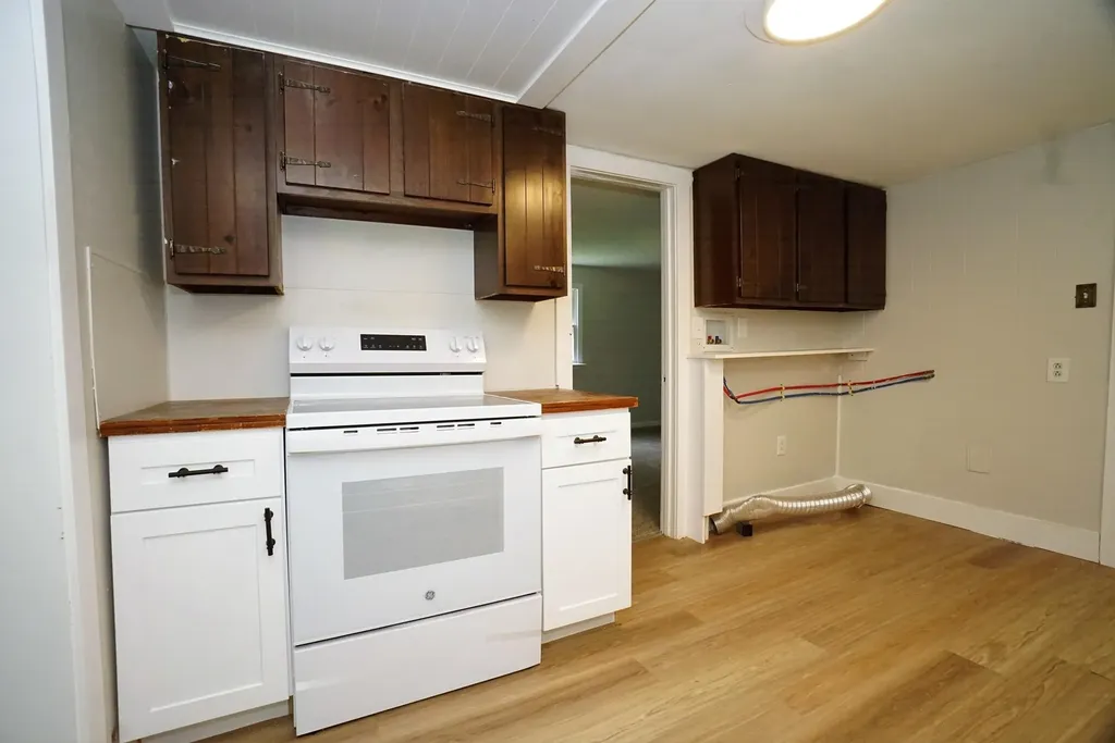 344 Roby Road Sutton NH 03273