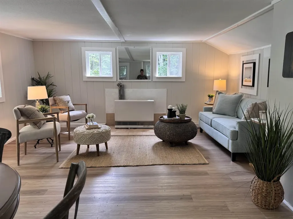 344 Roby Road Sutton NH 03273