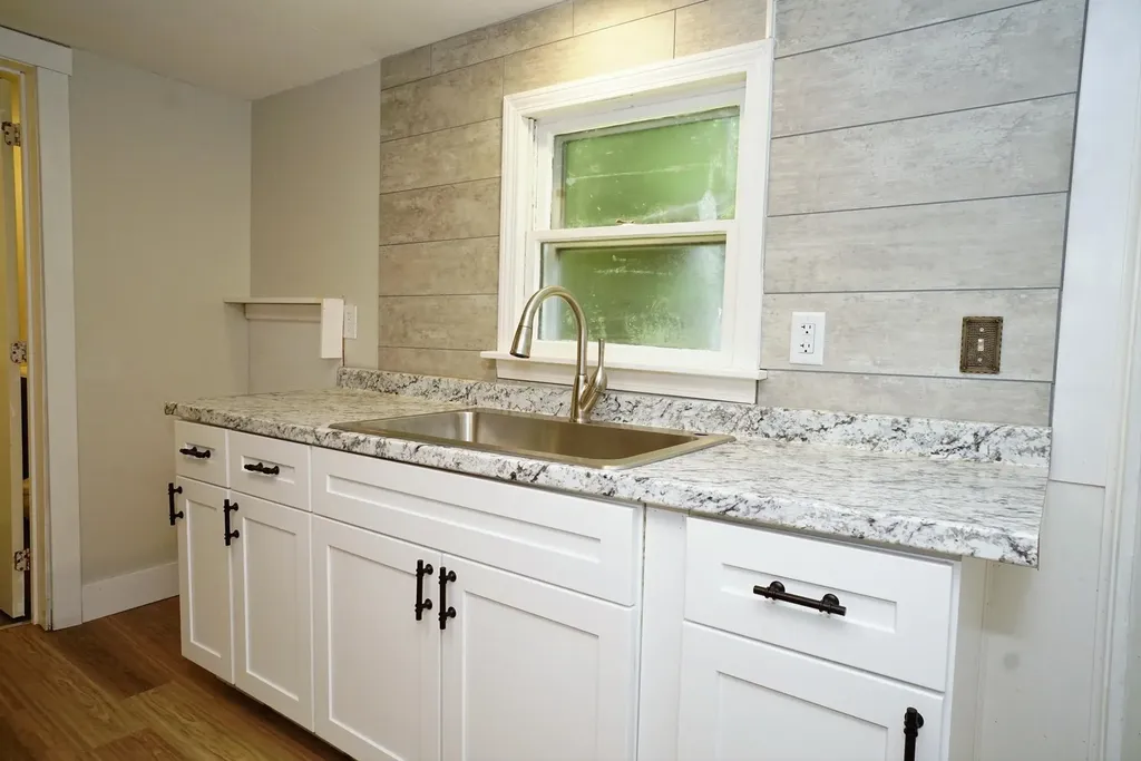 344 Roby Road Sutton NH 03273