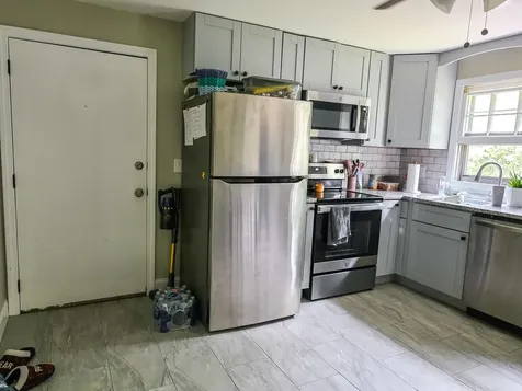 4 Shady Lane Plaistow NH 03865