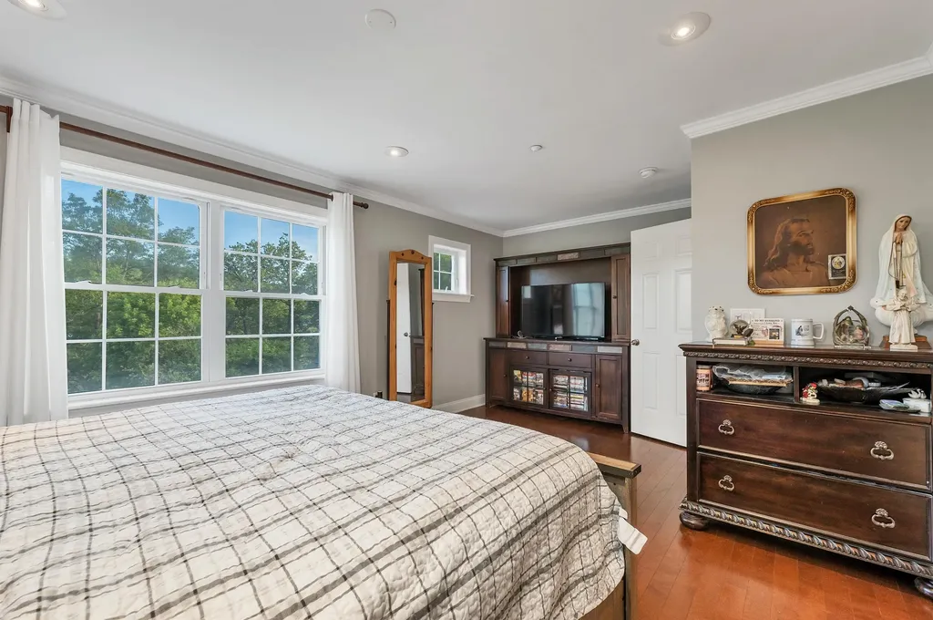 4 Black Bear Court Lebanon NH 03766