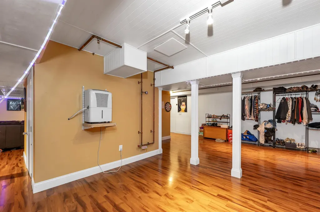 4 Black Bear Court Lebanon NH 03766