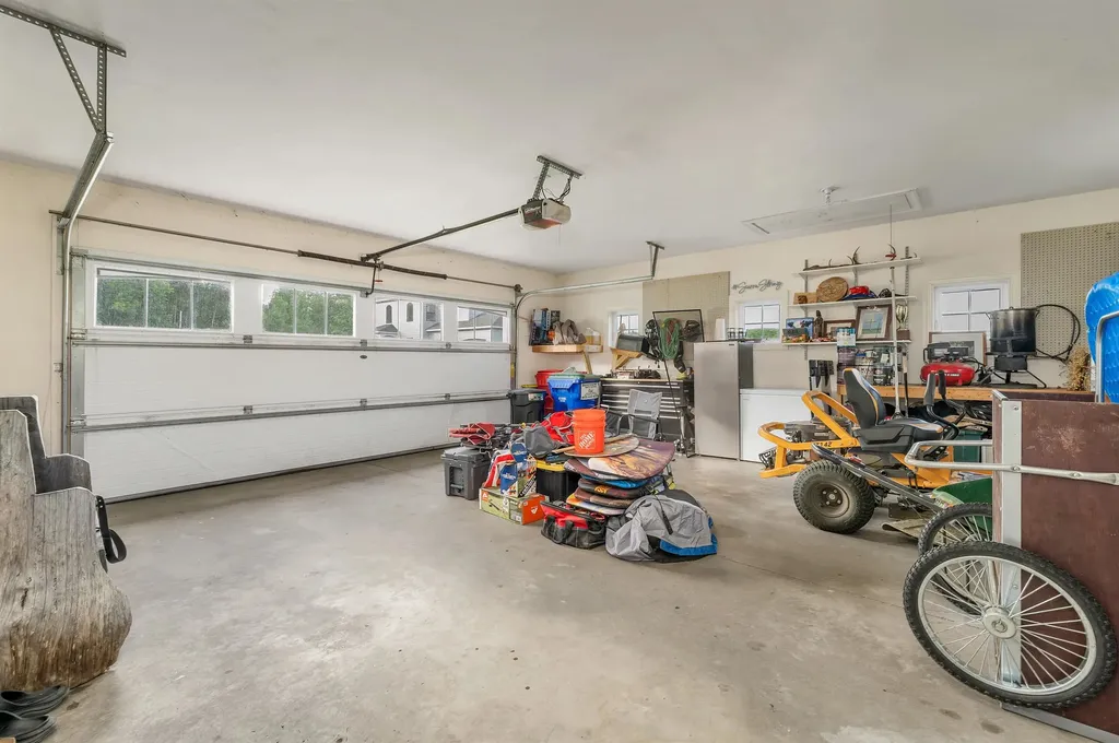 4 Black Bear Court Lebanon NH 03766