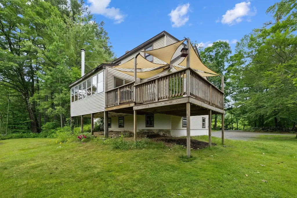 569 Francestown Road New Boston NH 03070