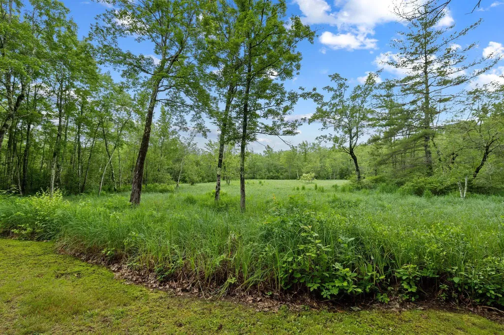 569 Francestown Road New Boston NH 03070