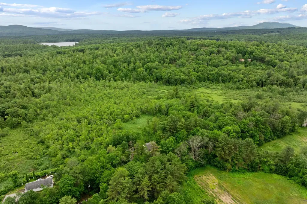 569 Francestown Road New Boston NH 03070