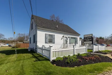 504 High Street Somersworth NH 03878