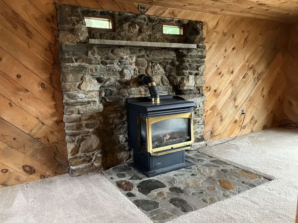 24 Porter Road Milton NH 03851