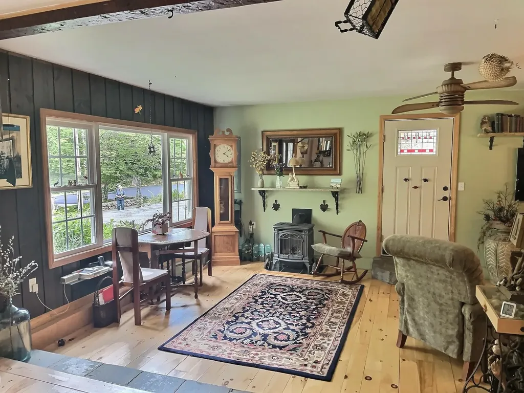 20 Ramblewood Place Newbury NH 03255