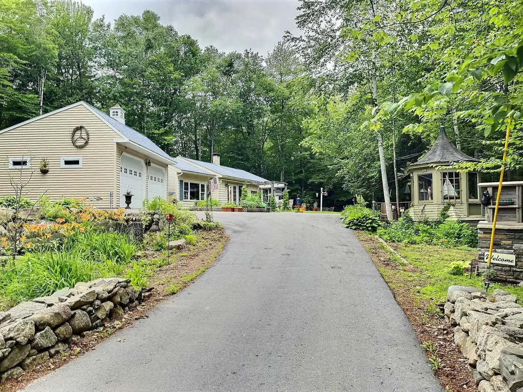 20 Ramblewood Place Newbury NH 03255