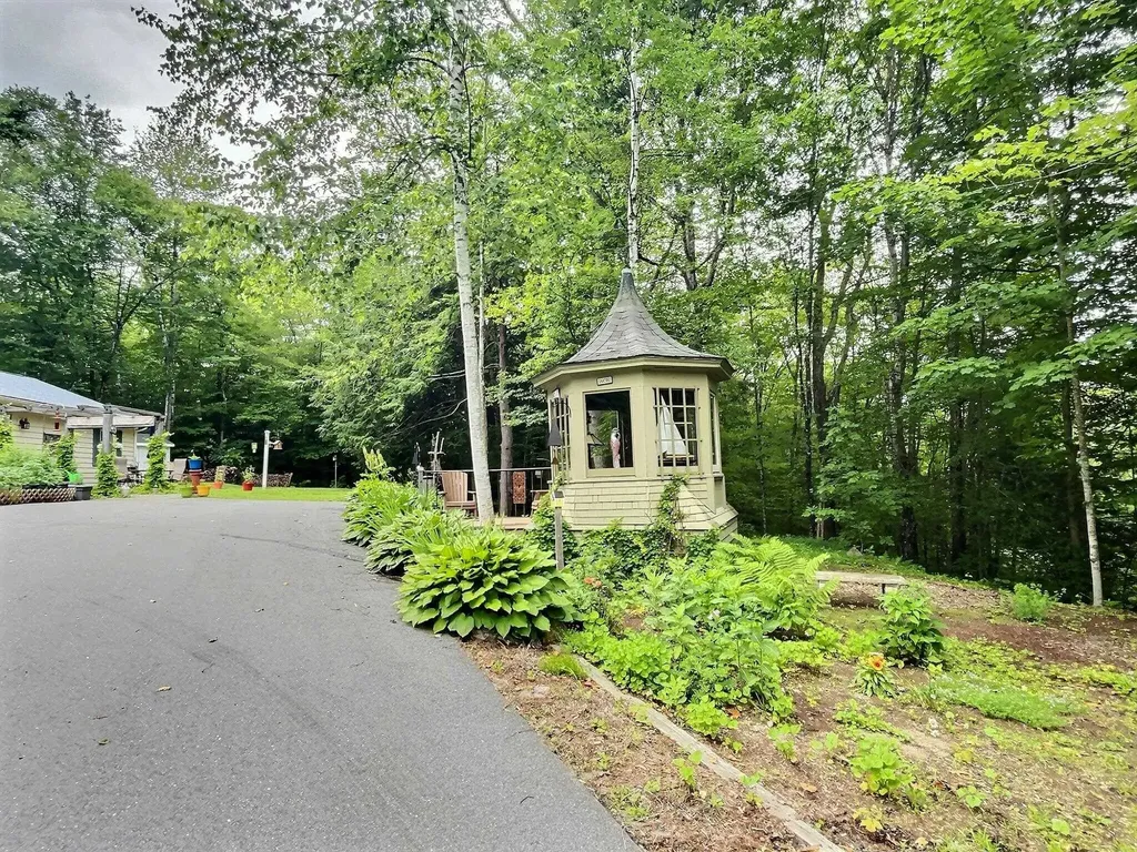 20 Ramblewood Place Newbury NH 03255